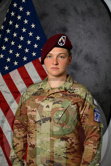 Abele-Kayla-00205