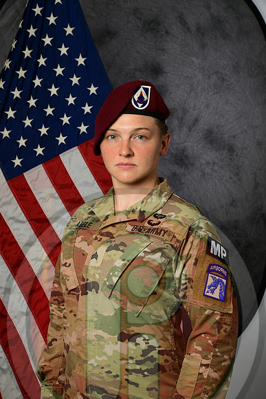 Abele-Kayla-00206