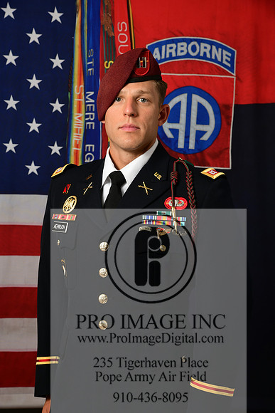 AEHNLICH-DSC_0325-00138