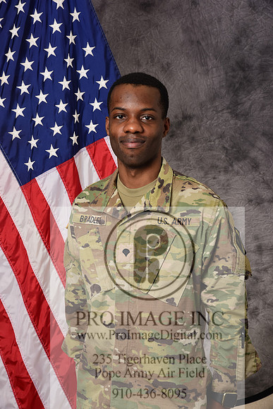 BRADLEY-DSC_4530-00005