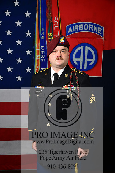 BERNARD-ALEX-D85_1697-00015