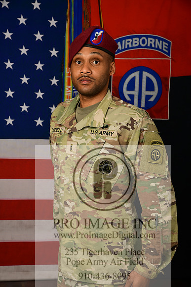 Cofield-D85_9038-00009